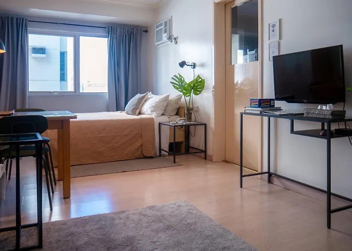 Private Modern Condo In Bgc