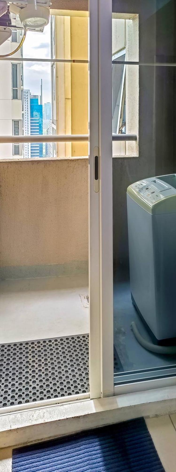 Private Modern In Bgc Aparthotel *
